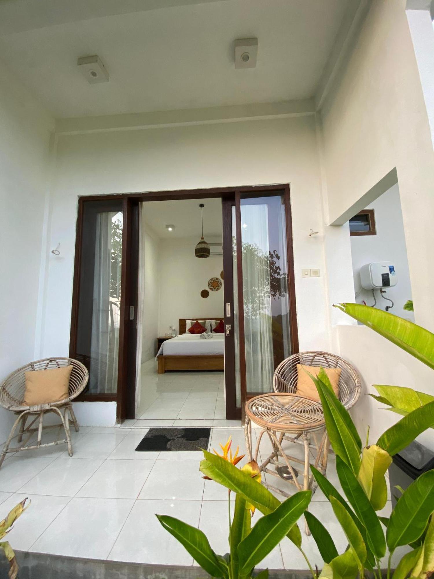 The Hill View Lombok Hotel Kuta  Buitenkant foto